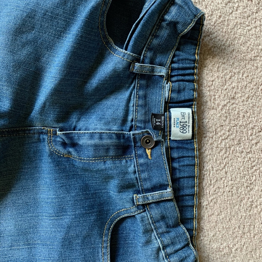 The Children’s Place boys 14 skinny Jean